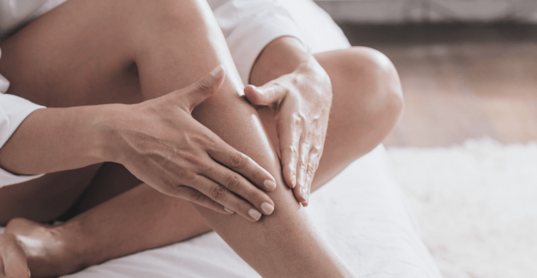 MIDDLE_WOMAN_2@2x-min